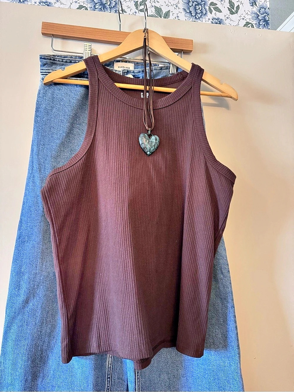 GAP High Neck Ribbed Tank Ribbed Tank in Brown Size XL Like New